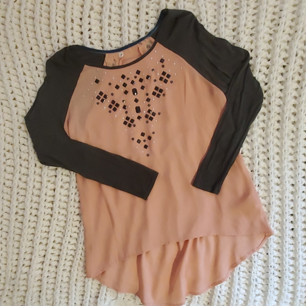 ❗2 for $20❗Pink and gray long sleeved blouse